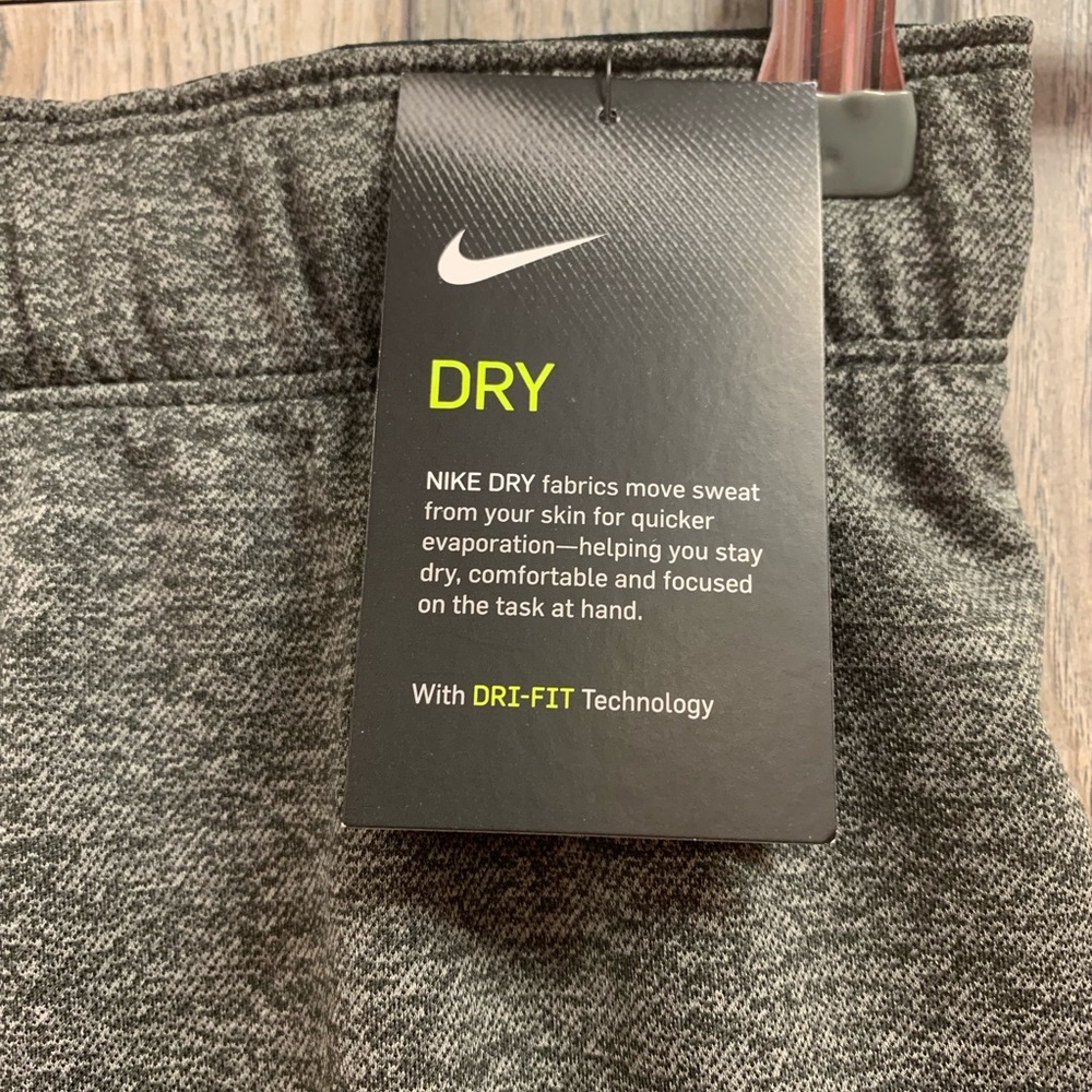 Nike Women’s Dri-Fit Training Shorts Grey - Picture 2 of 3